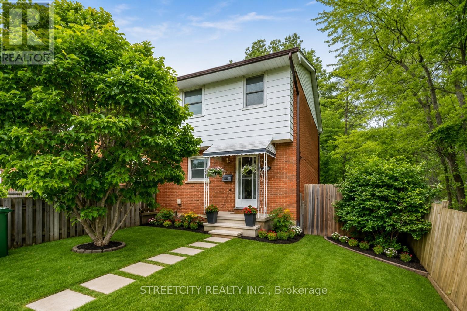 5 - 81 PARKSIDE DRIVE, St. Thomas