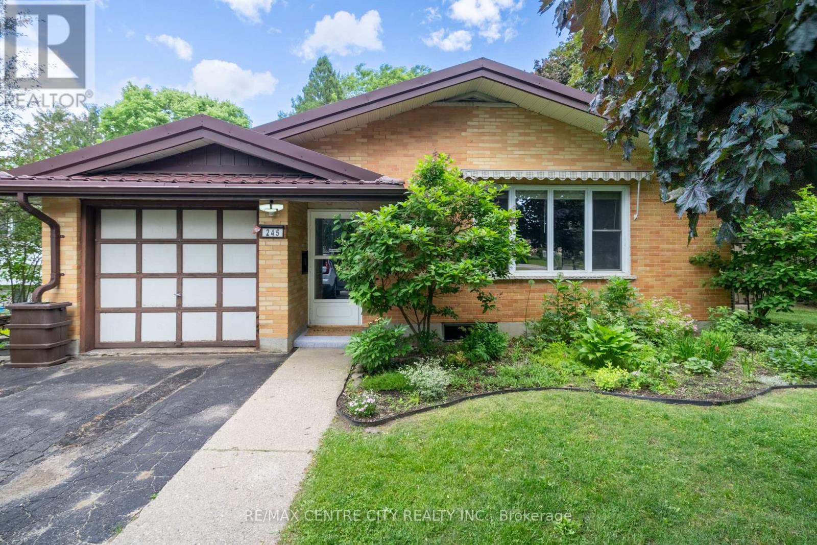 245 DOMINION STREET, Strathroy-Caradoc (NW)