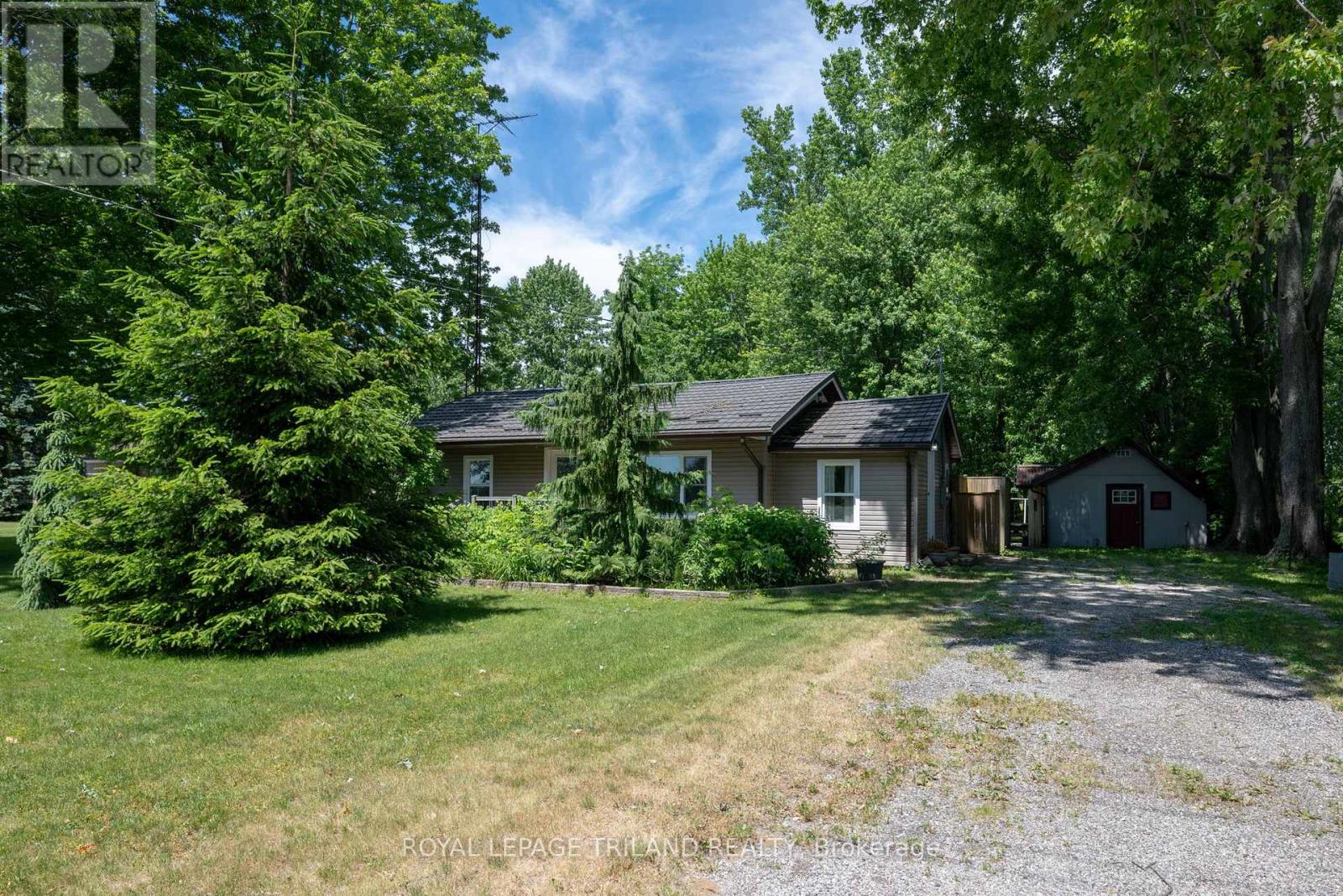 22516 PIONEER LINE, West Elgin