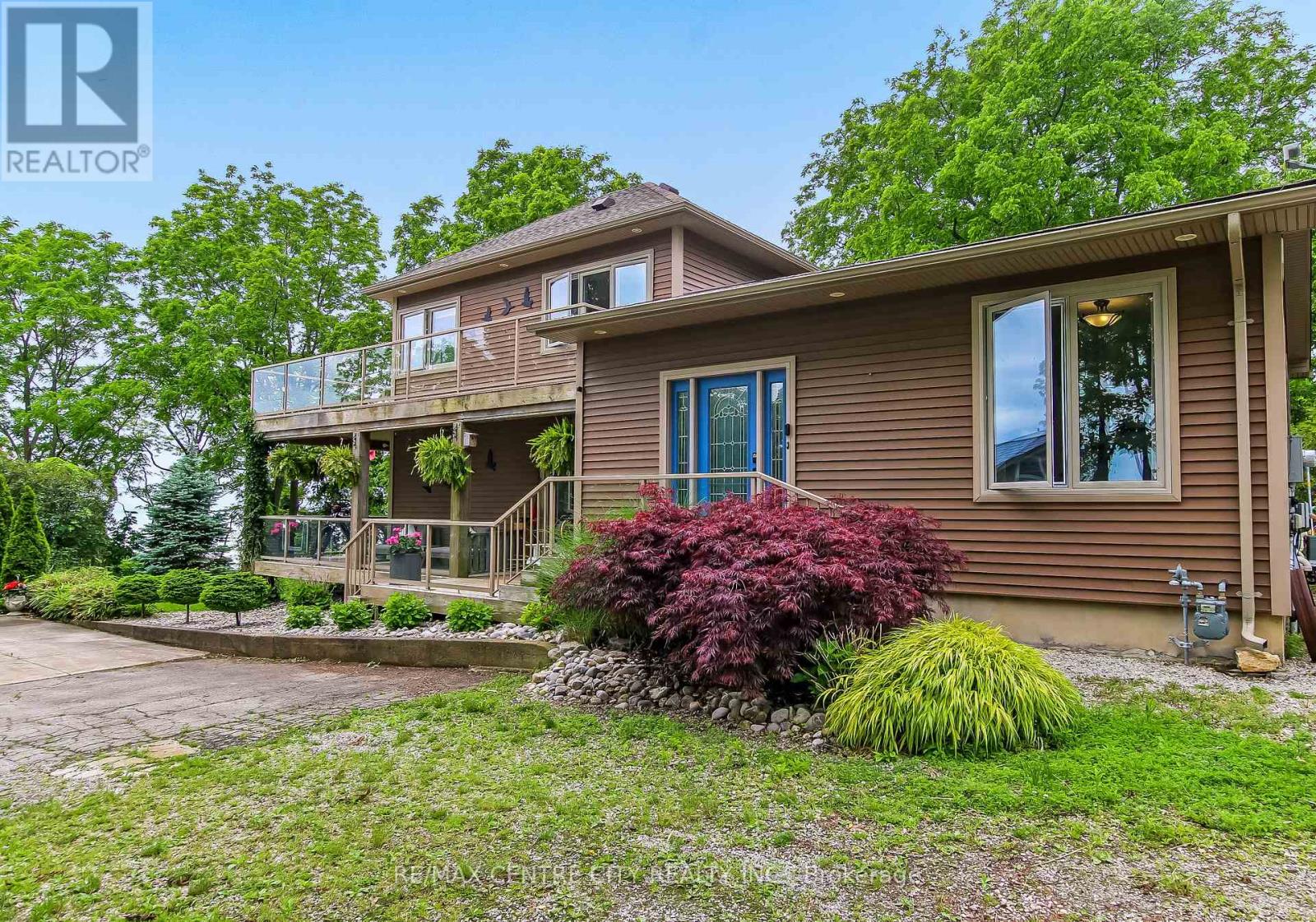 136 BRAYSIDE STREET, Central Elgin (Port Stanley)
