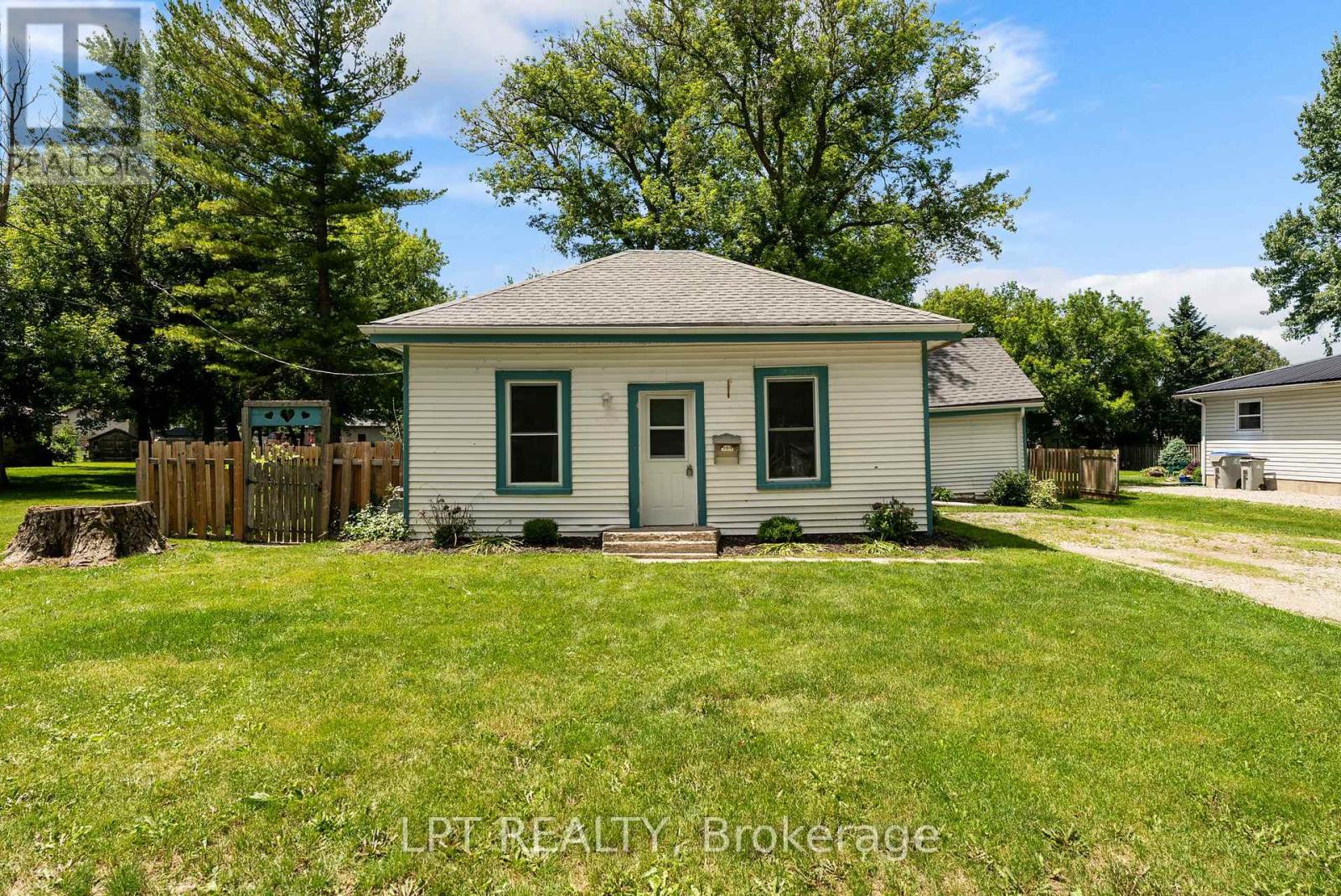 269 RICHMOND STREET, North Middlesex (Parkhill)