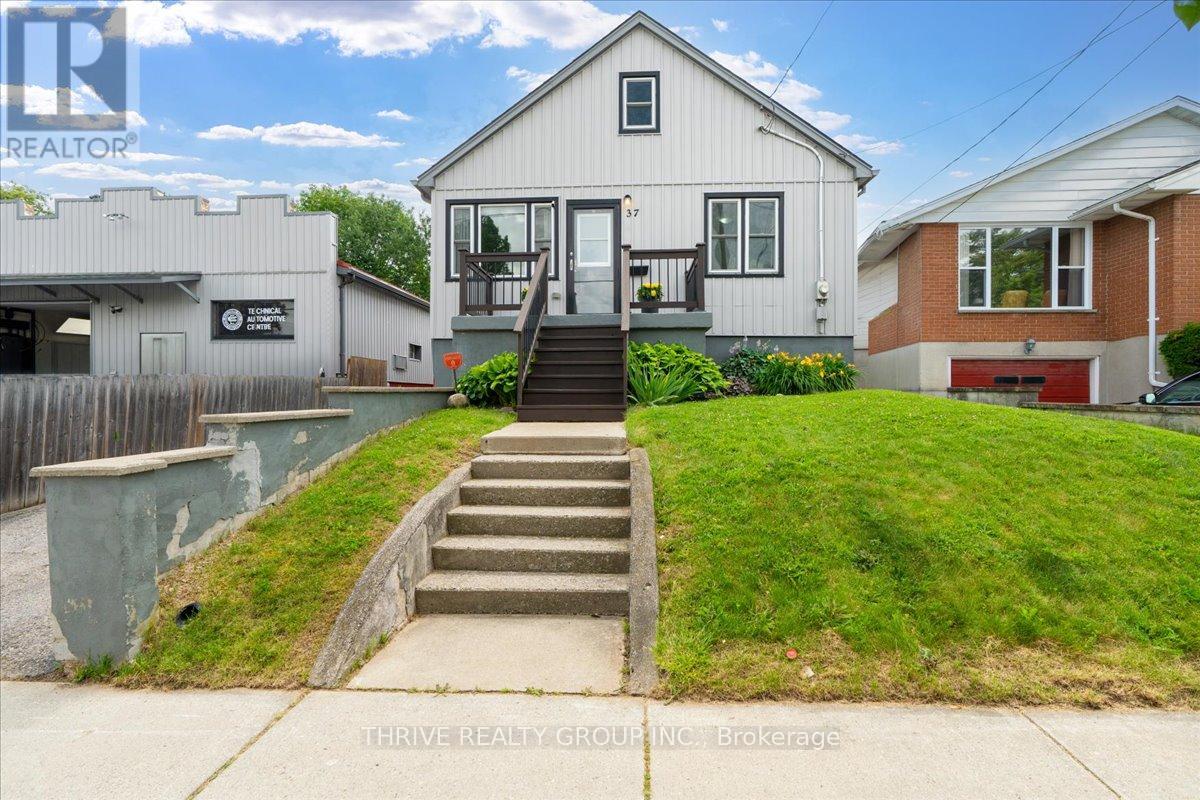 37 EMERY STREET W, London South (South E)