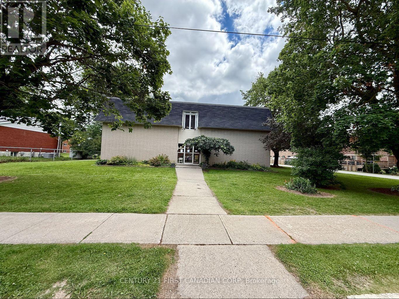 118 PRESTON STREET S, Wellington North (Arthur)