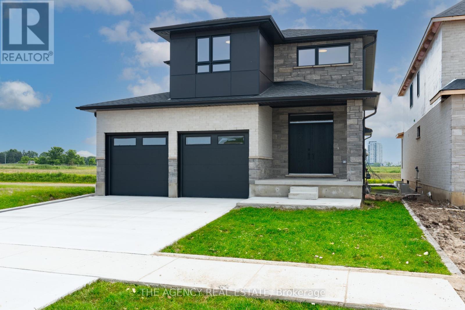 3112 REGIMENT ROAD W, London South (South V)