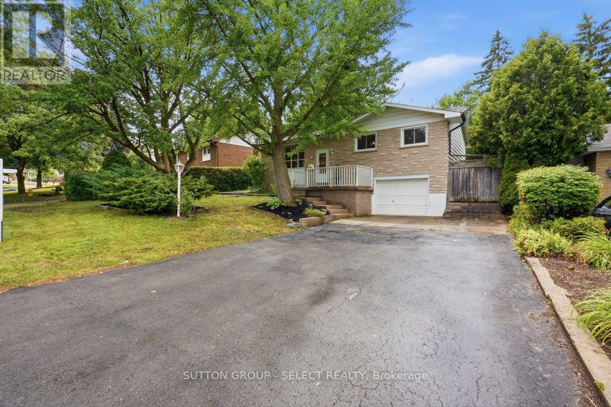 643 WIDMORE DRIVE, London South (South O)