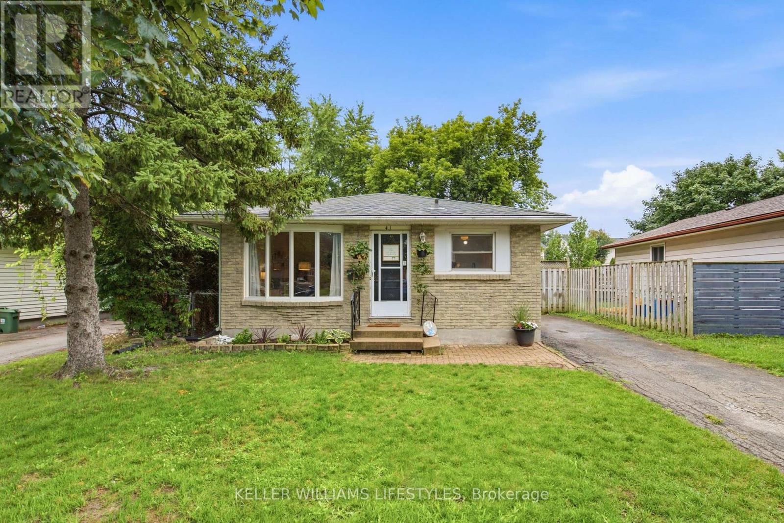 41 SCOTCHMERE CRESCENT, London South (South X)