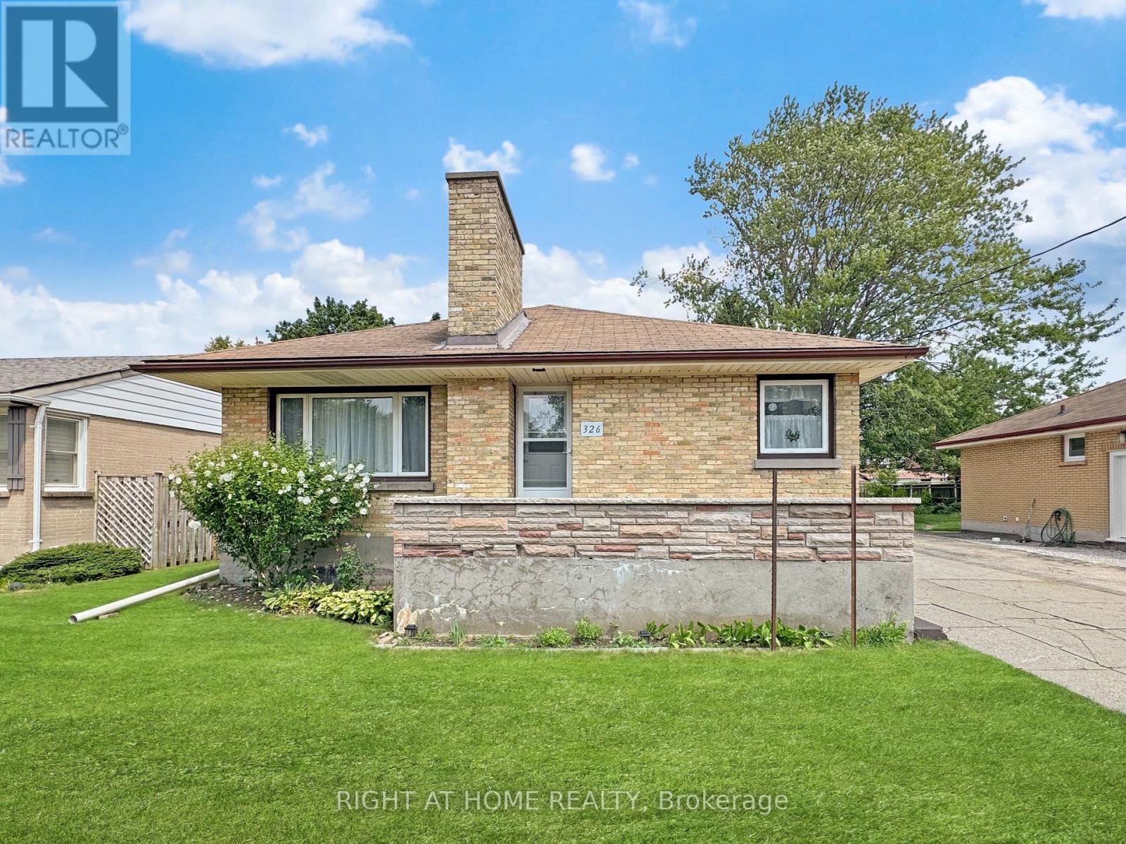 326 AVONDALE ROAD, London East (East H)