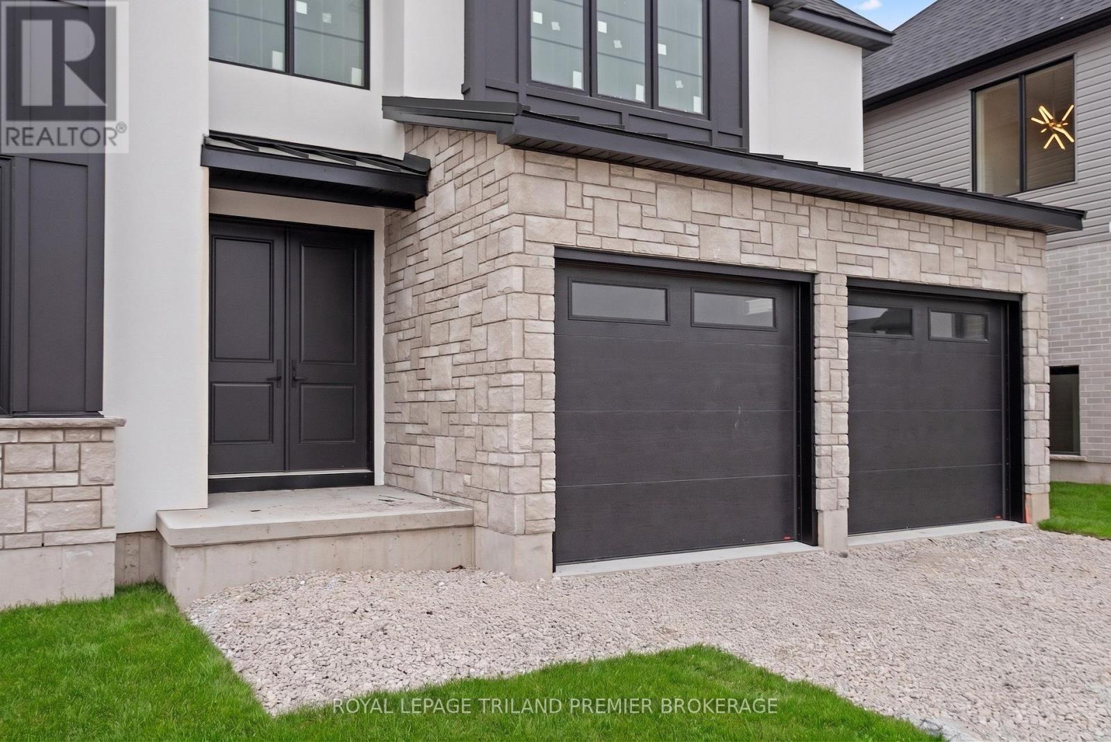 4197 FALLINGBROOK ROAD, London South (South V)