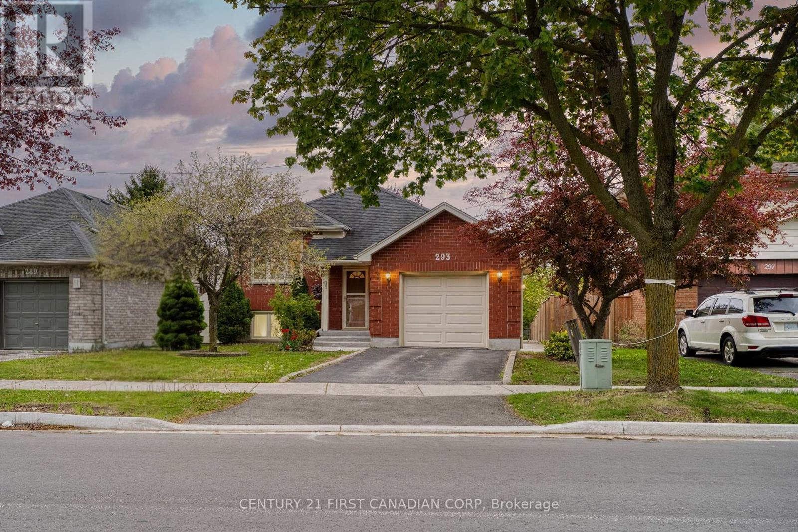 293 BLUE FOREST DRIVE, London North (North I)