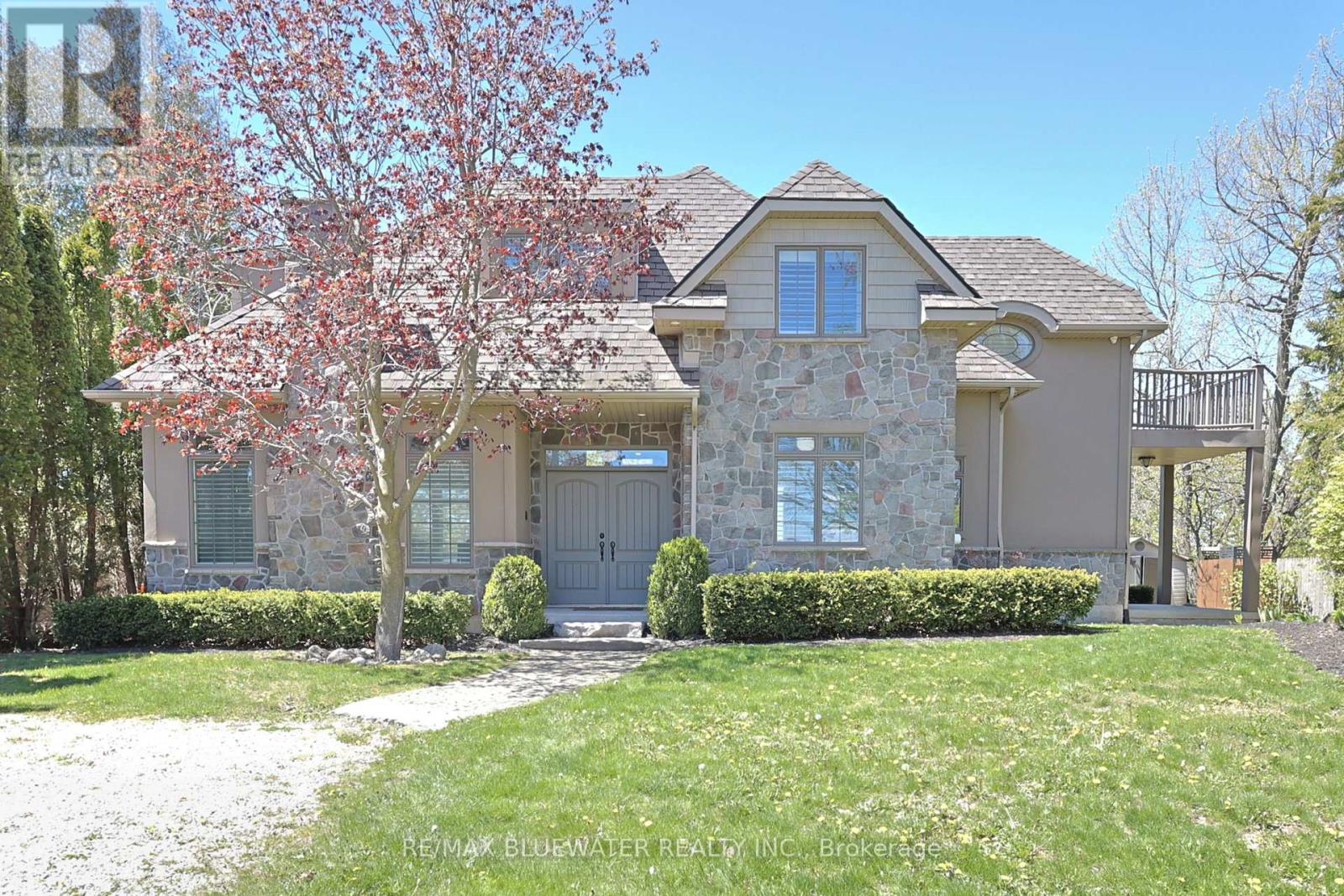 73083 NORTHRIDGE ROAD, Bluewater (Hay)