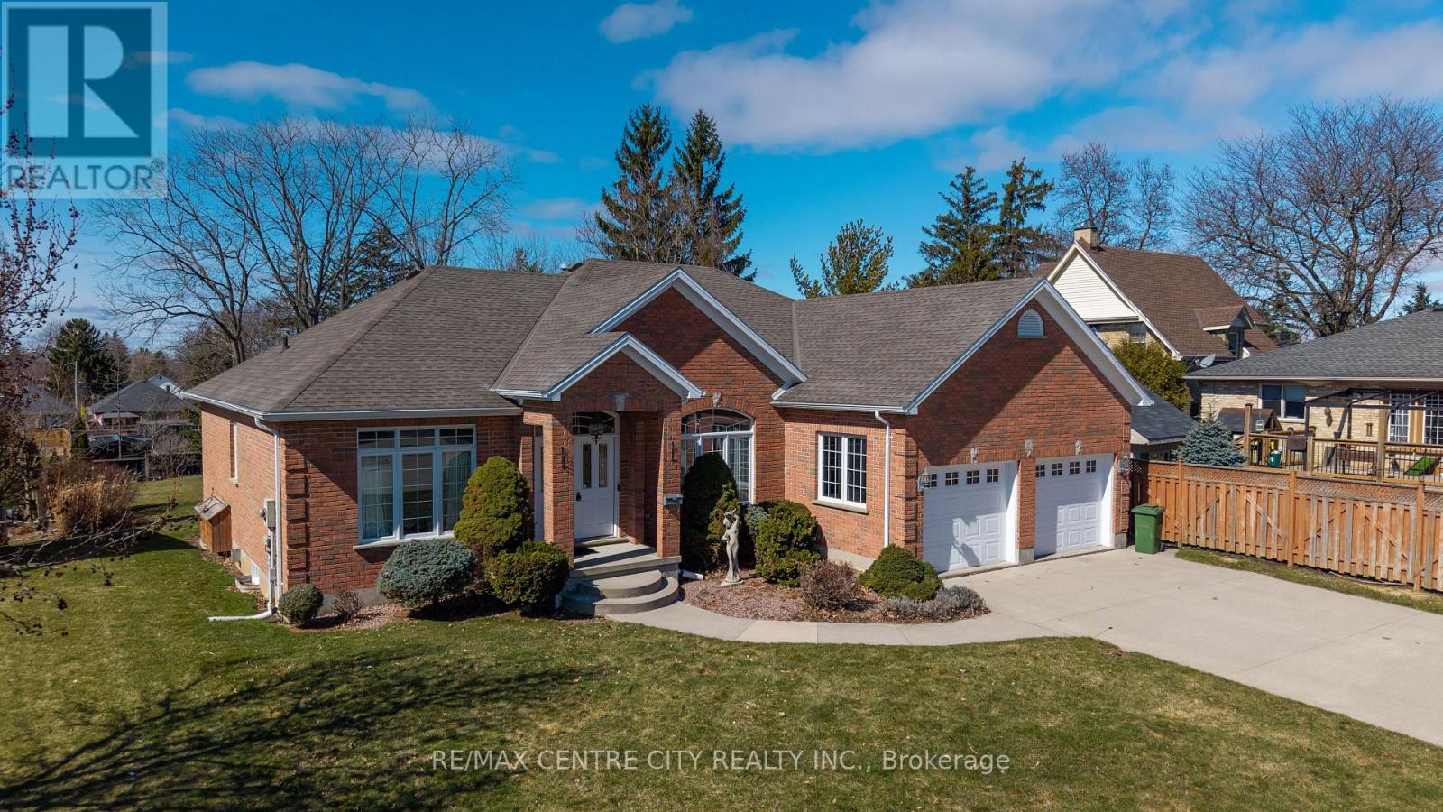 6 HUNTINGTON TERRACE, St. Thomas