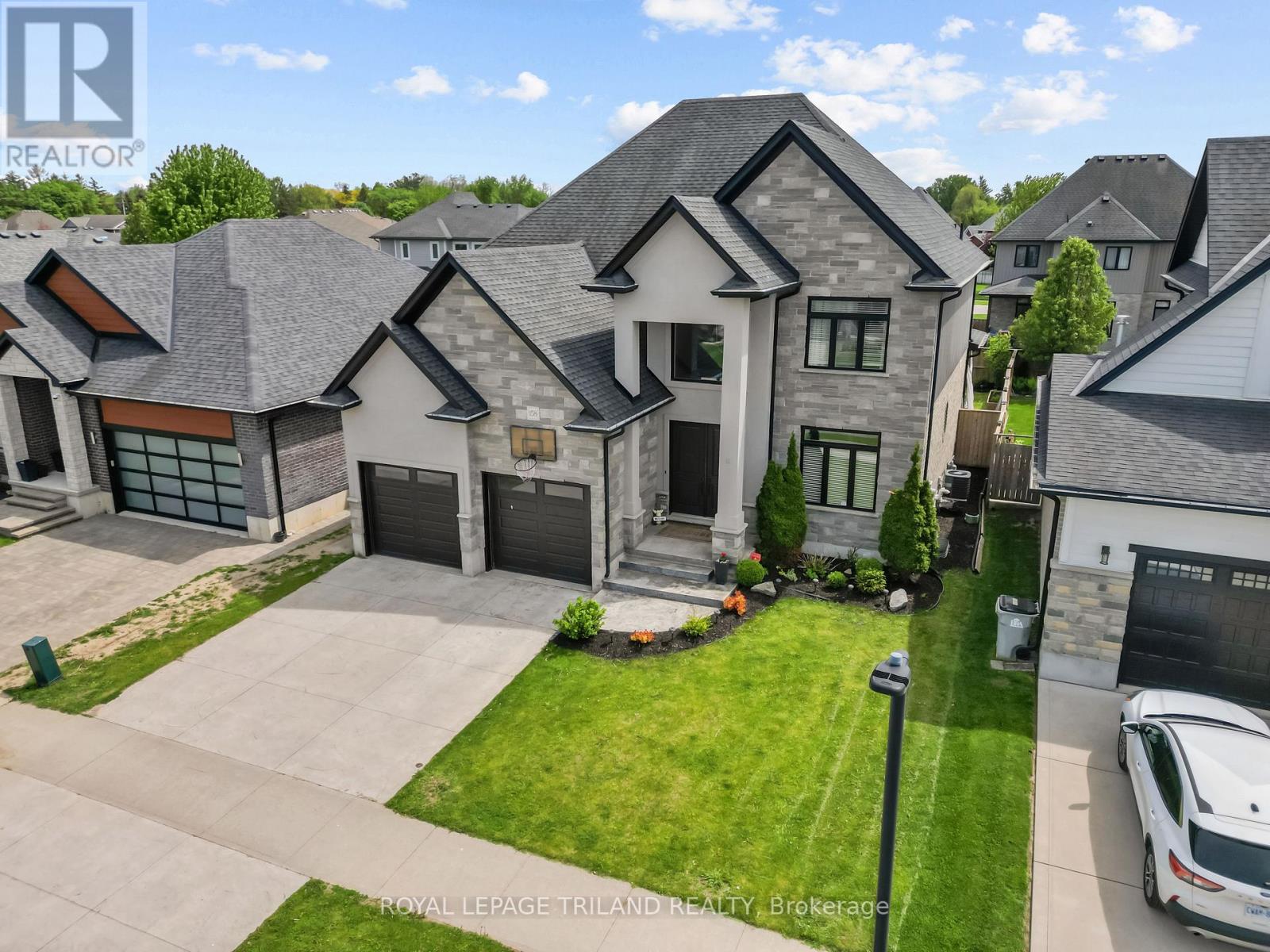 158 ACTON STREET, Strathroy-Caradoc (NE)