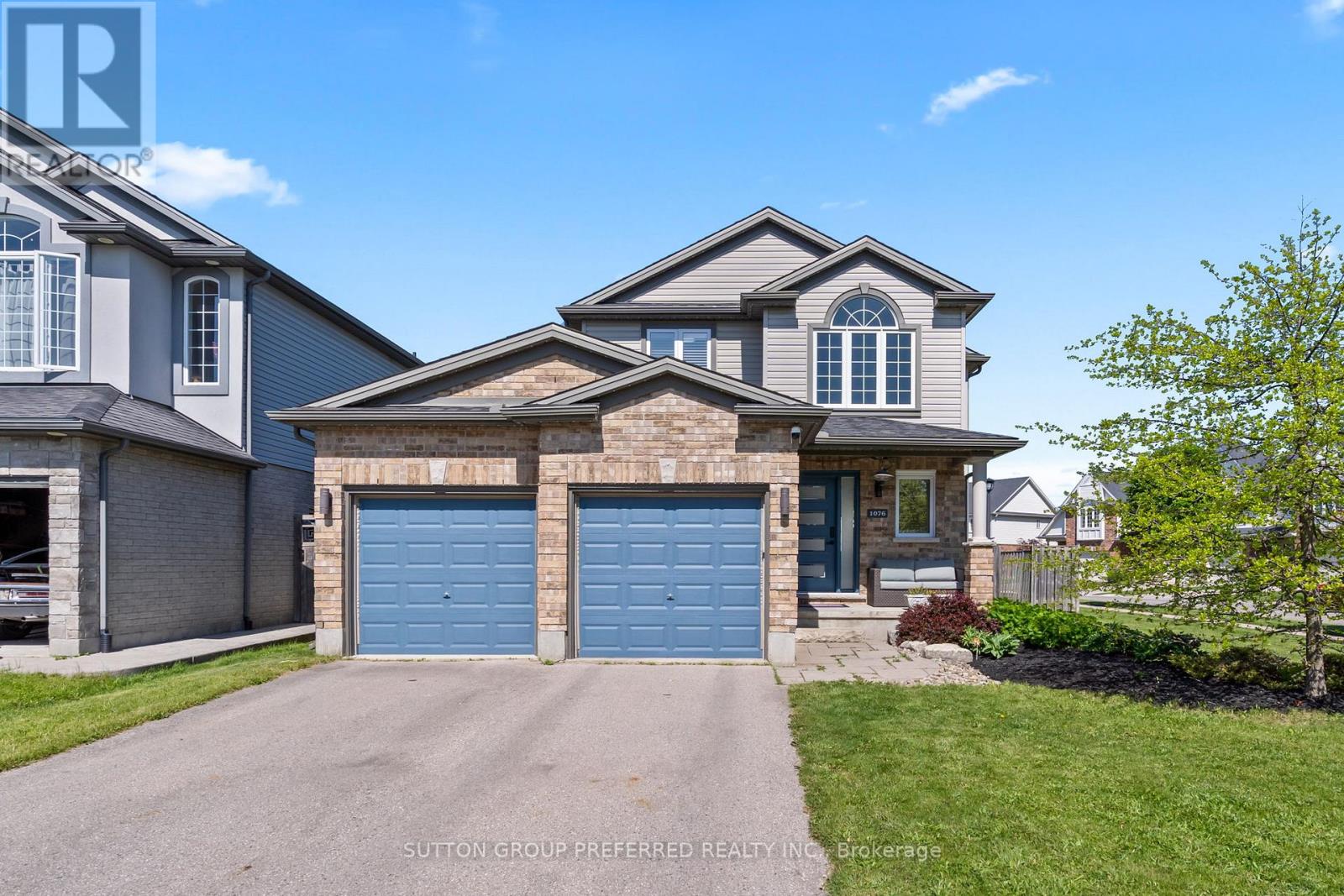1076 SILVERFOX DRIVE, London North (North S)