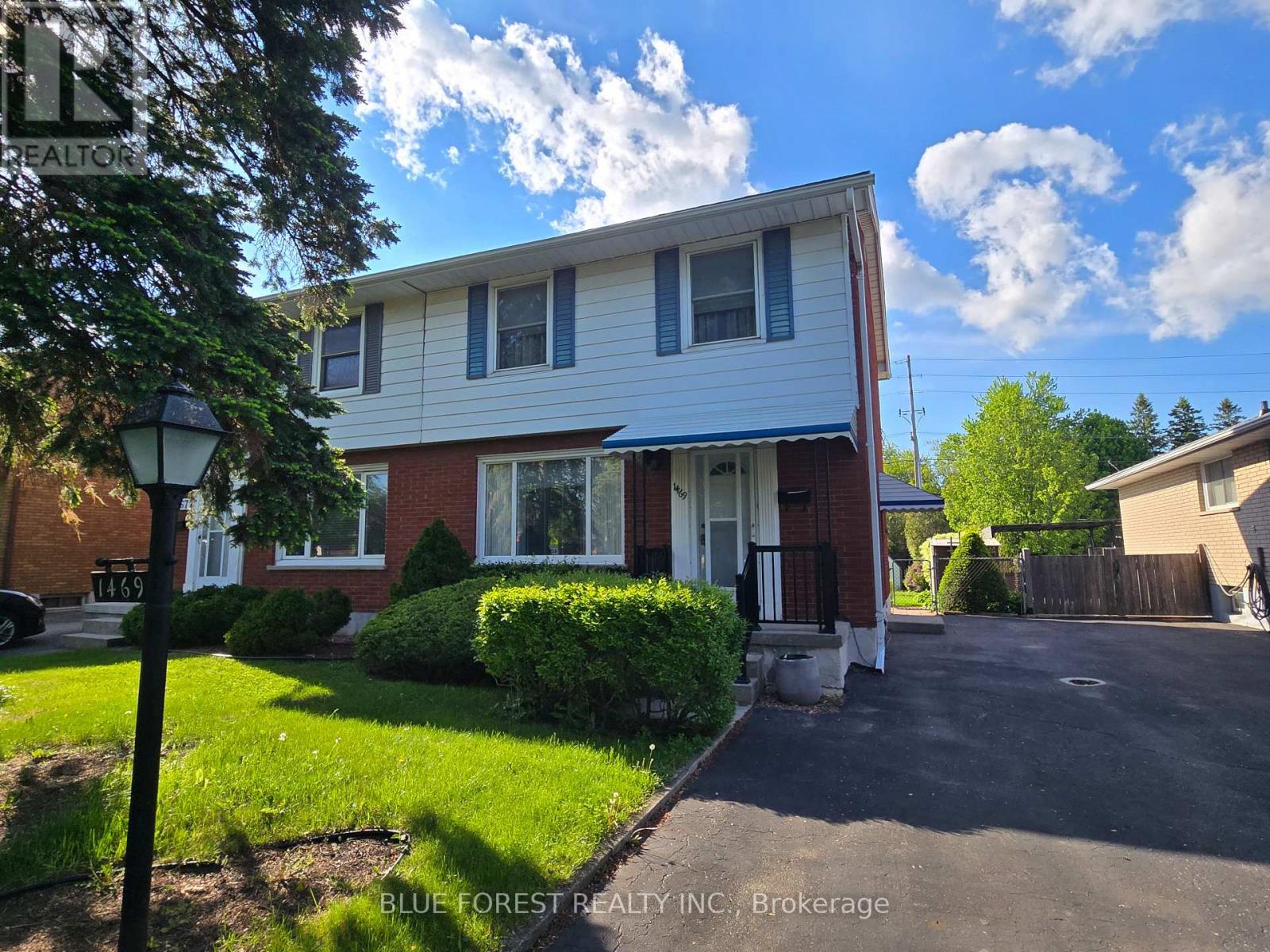 1469 PERTH AVENUE, London East (East D)
