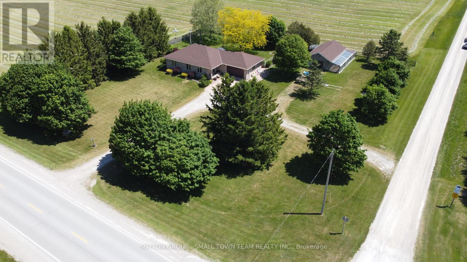 69612 BRONSON LINE, South Huron (Stephen)