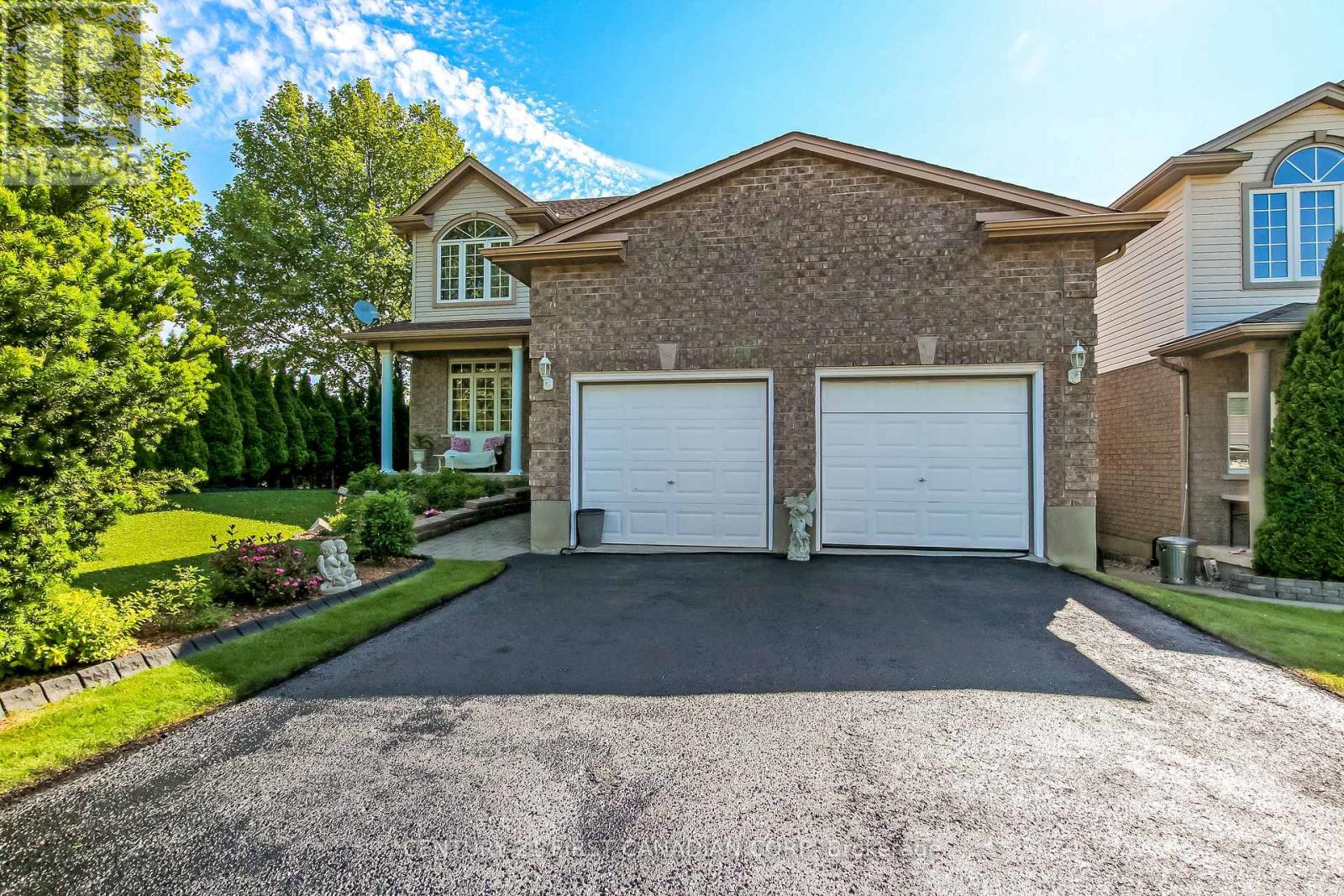 2200 BLACKWATER ROAD, London North (North B)