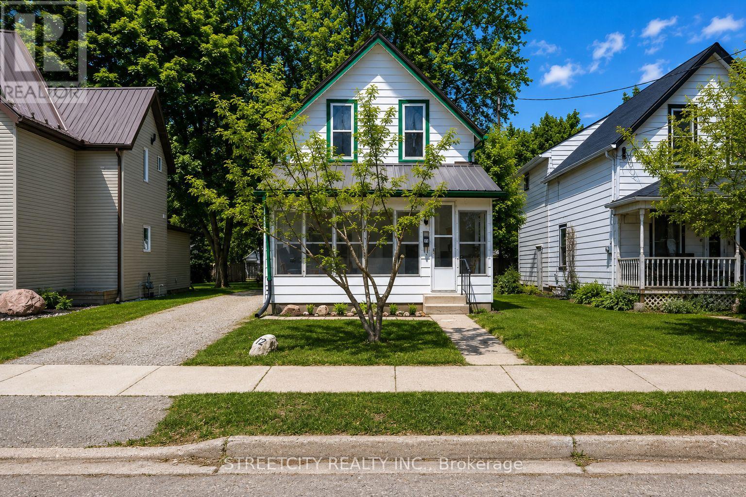 12 PEARL STREET, Tillsonburg