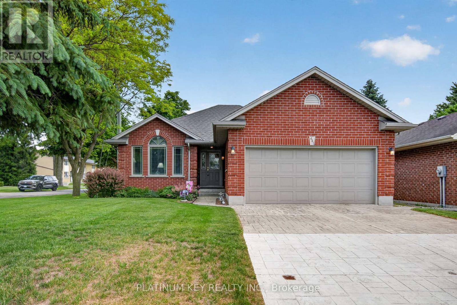 441 DRURY LANE, Strathroy-Caradoc (NW)