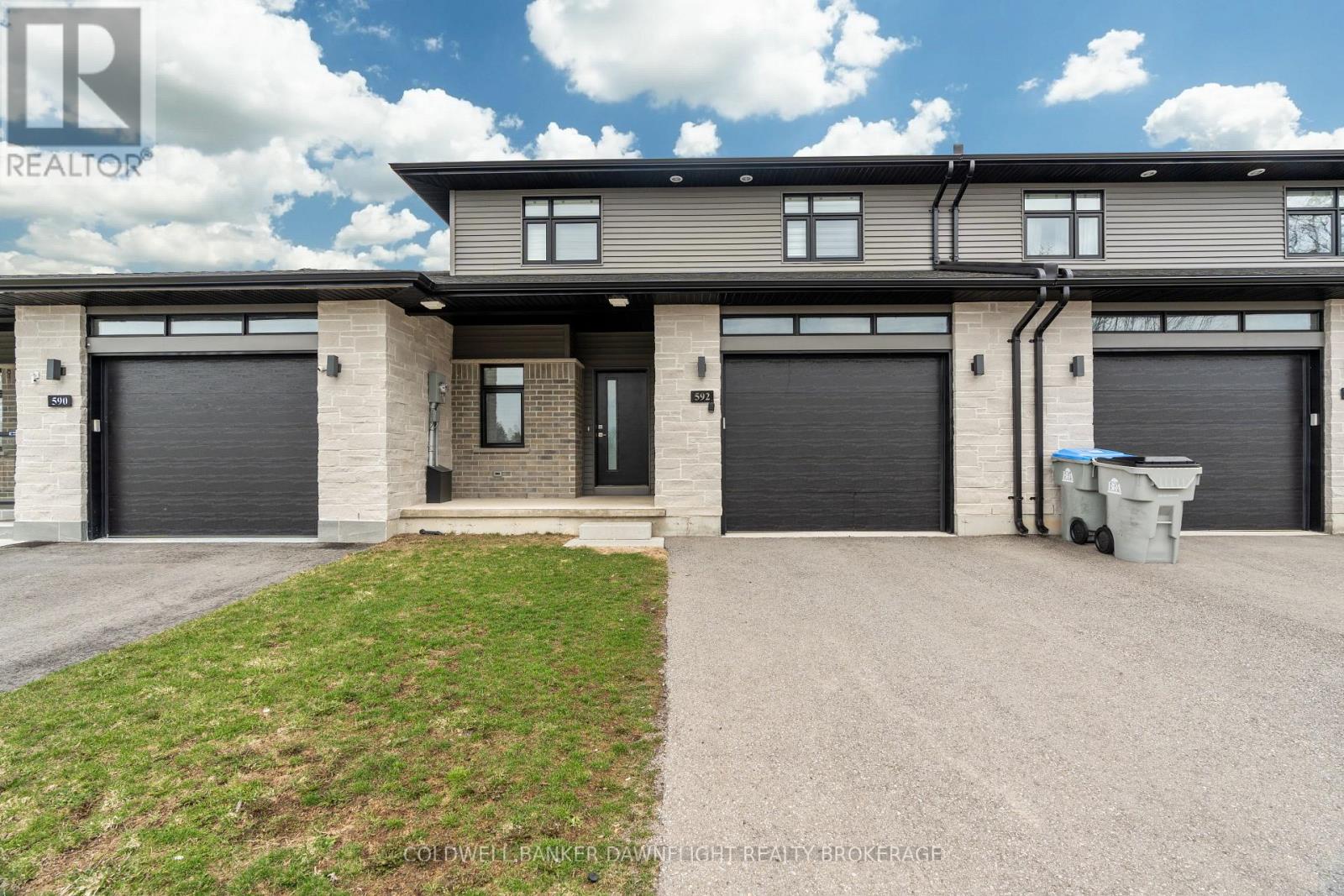 592 ALBERT STREET, South Huron (Exeter)