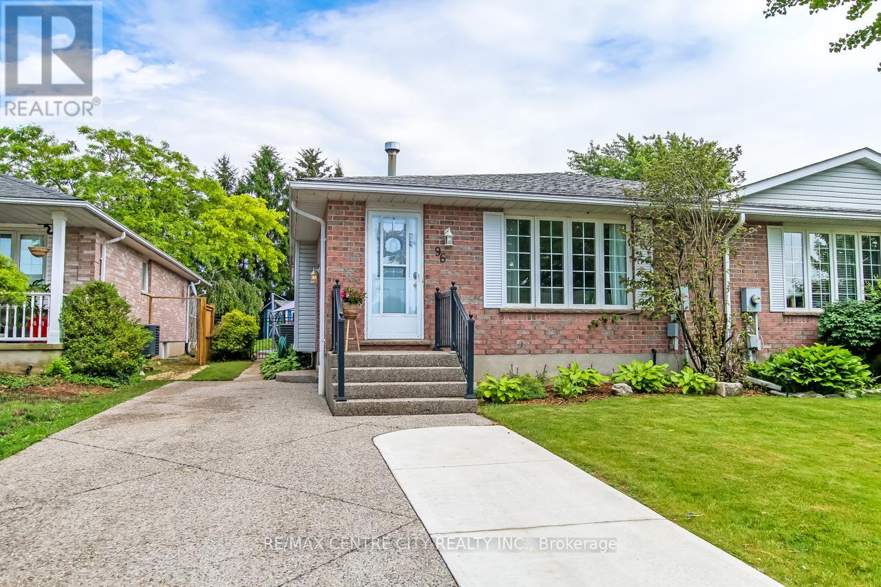 96 CARRIE CRESCENT, St. Thomas