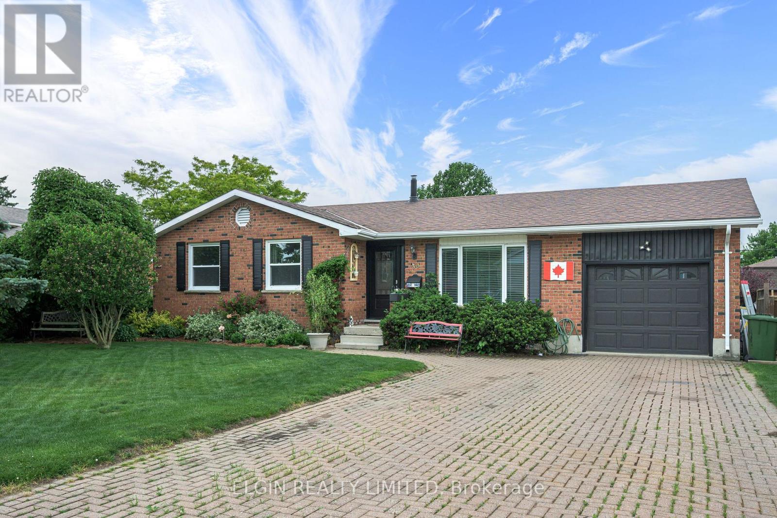 30 ERINLEA DRIVE, St. Thomas