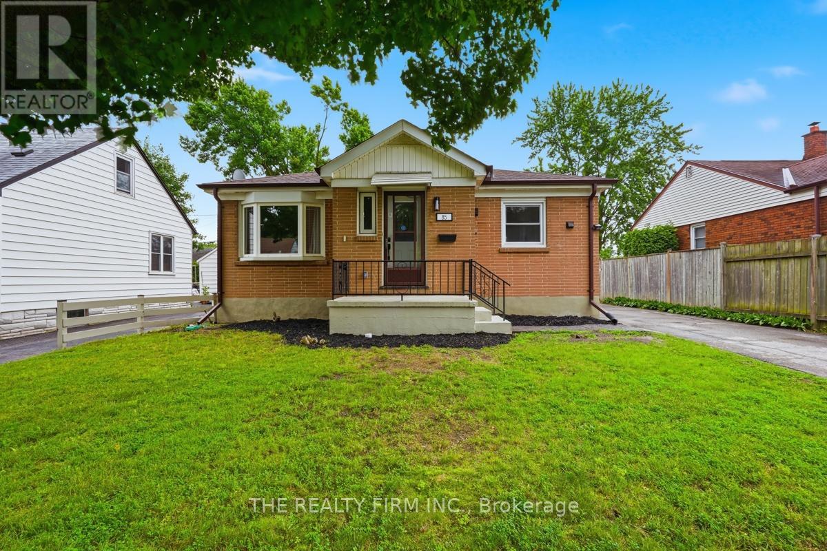 85 STEVENSON AVENUE, London East (East N)