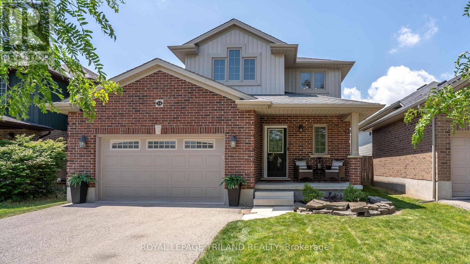 34 PINE VALLEY DRIVE, St. Thomas