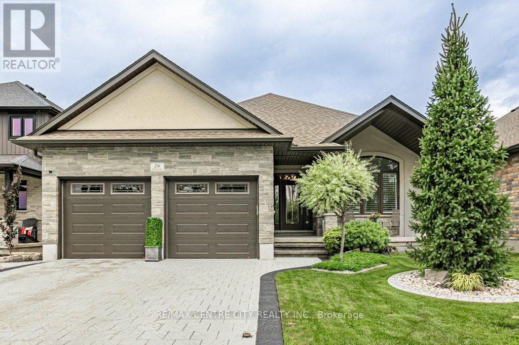 26 ELWOOD STREET, Strathroy-Caradoc (SE)