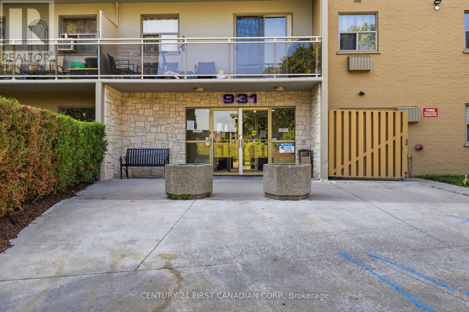 707 - 931 WONDERLAND ROAD, London South (South M)