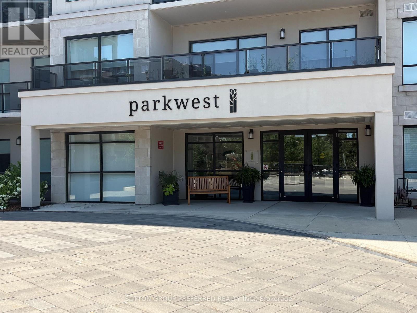 401 - 1200 COMMISSIONERS ROAD W, London South (South B)