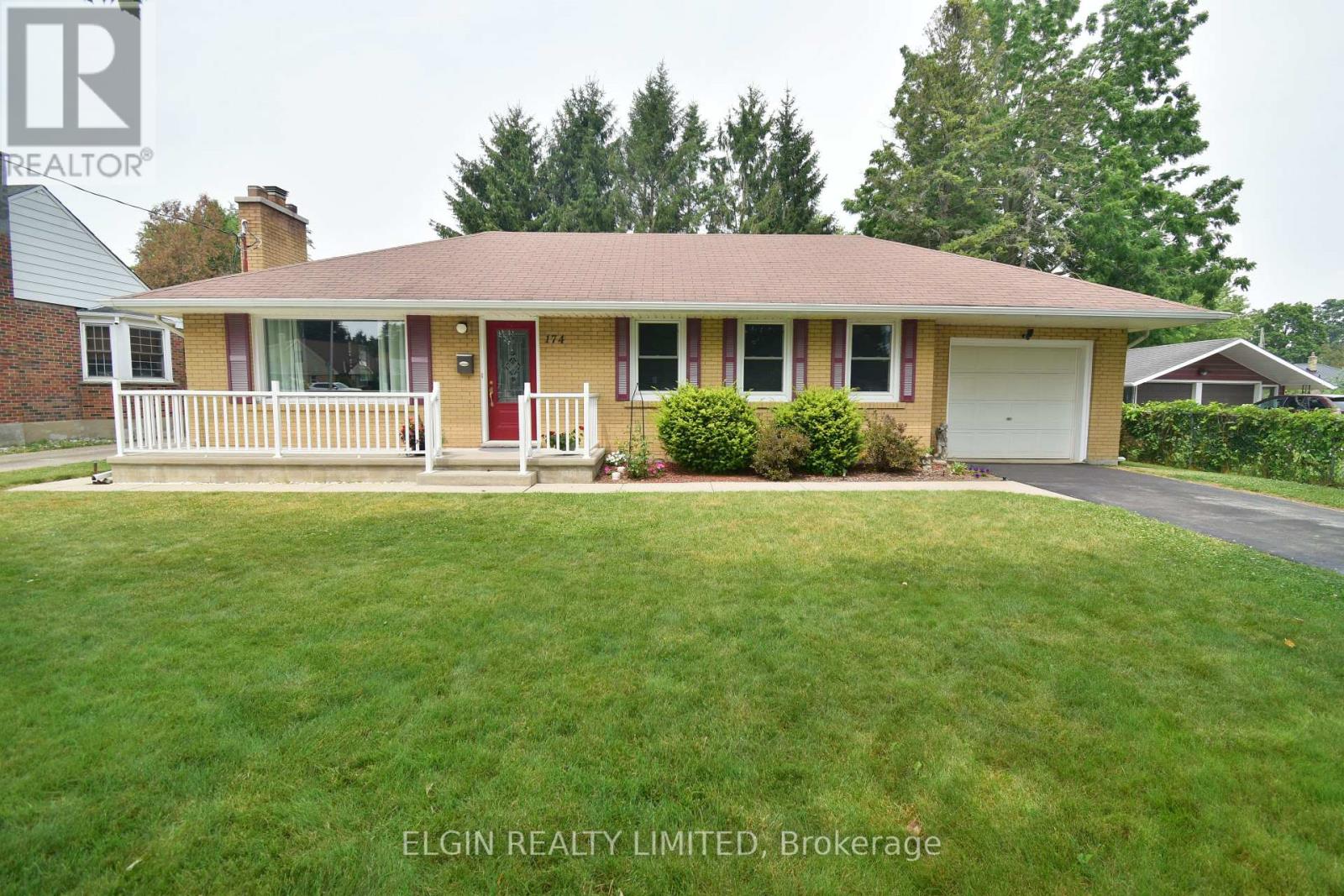 174 ELM STREET, St. Thomas