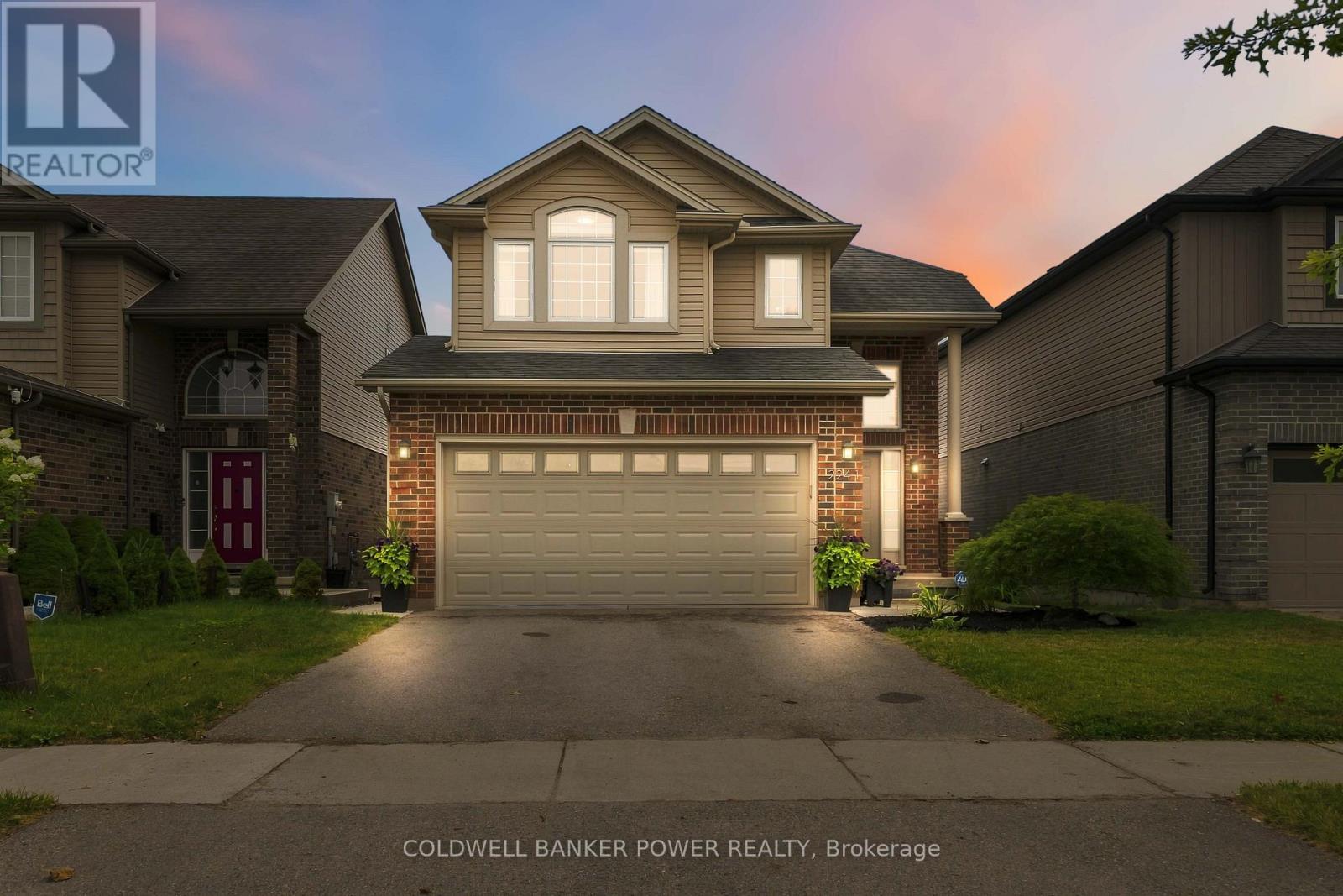 2241 BUROAK DRIVE, London North (North S)