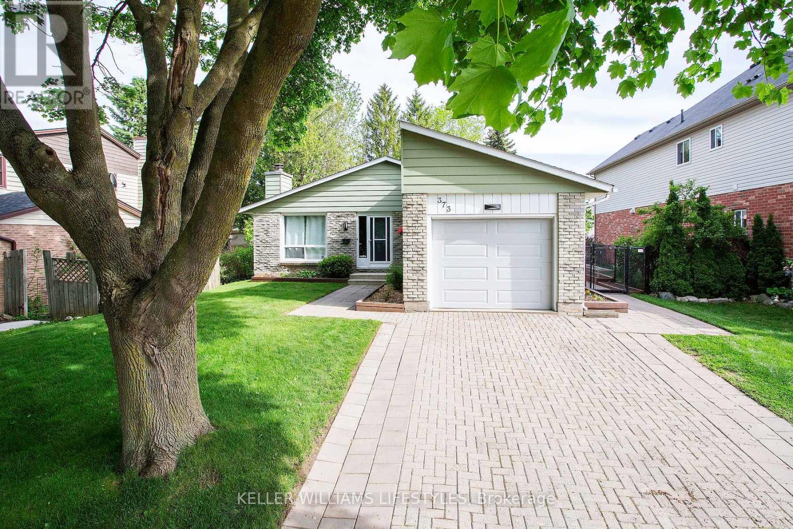 373 BLACKACRES BOULEVARD, London North (North F)