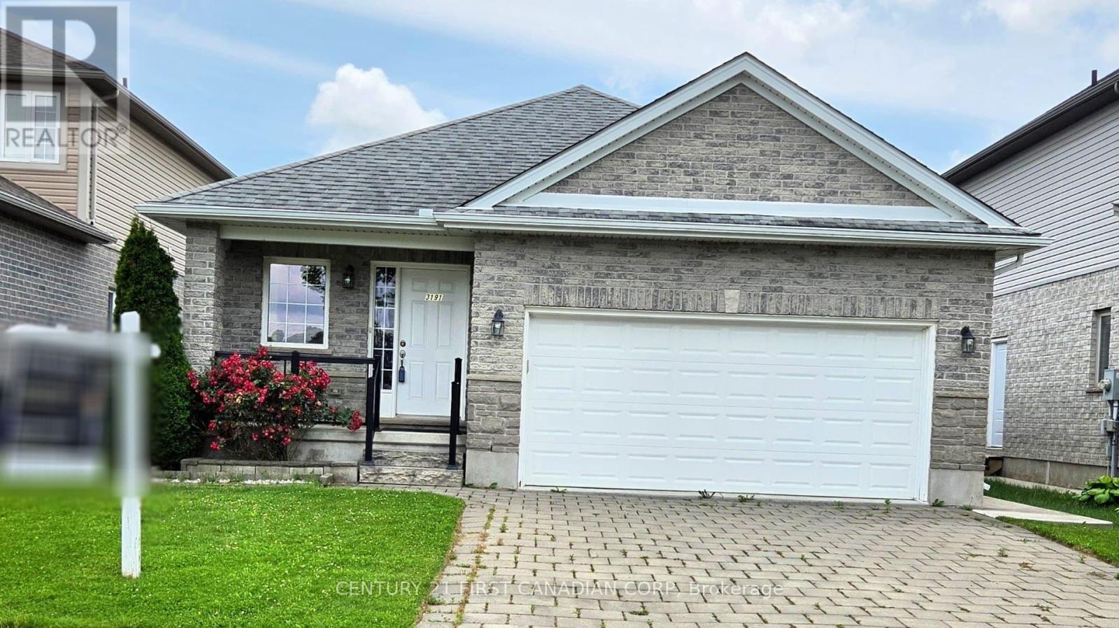 3191 SINGLETON AVENUE, London South (South W)