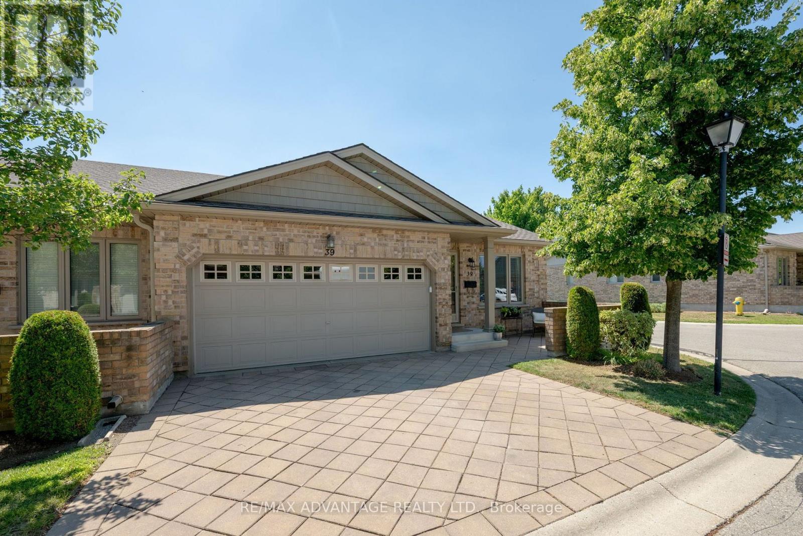 39 - 620 THISTLEWOOD DRIVE, London North (North C)