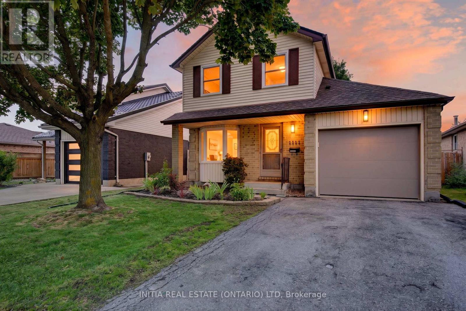 1111 ALDERSBROOK ROAD, London North (North I)