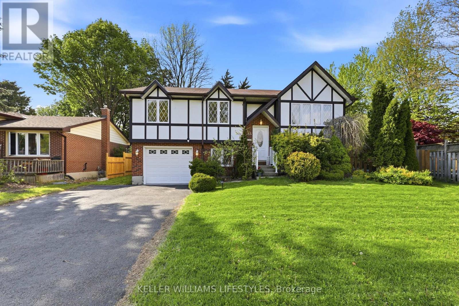 65 GABLEWOOD CRESCENT, London North (North F)