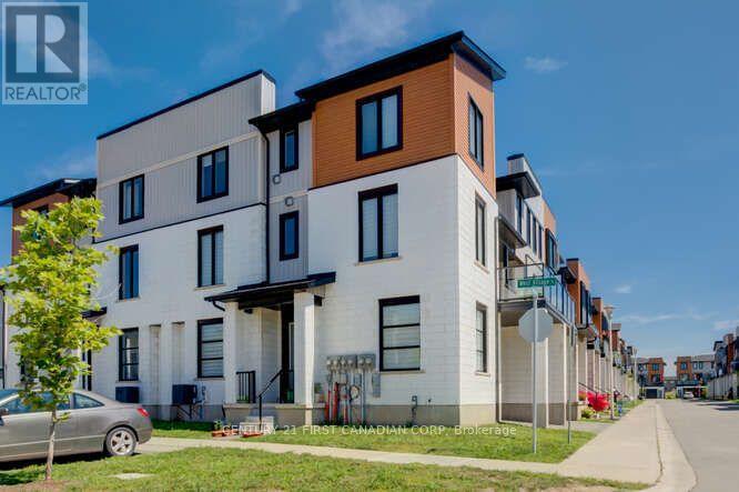 970 BATTERY PARK, London North (North M)