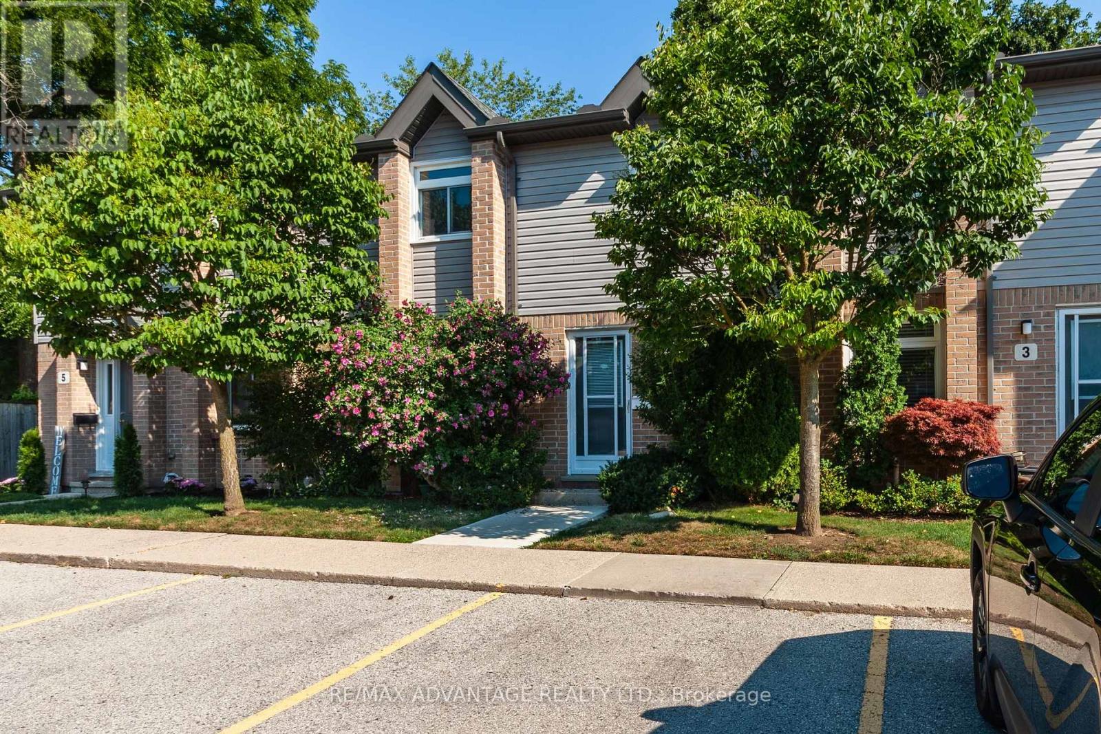 4 - 1294 BYRON BASELINE ROAD W, London South (South K)