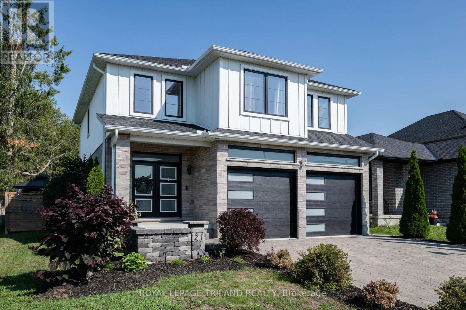 21 ARMSTRONG STREET, Strathroy-Caradoc (Mount Brydges)