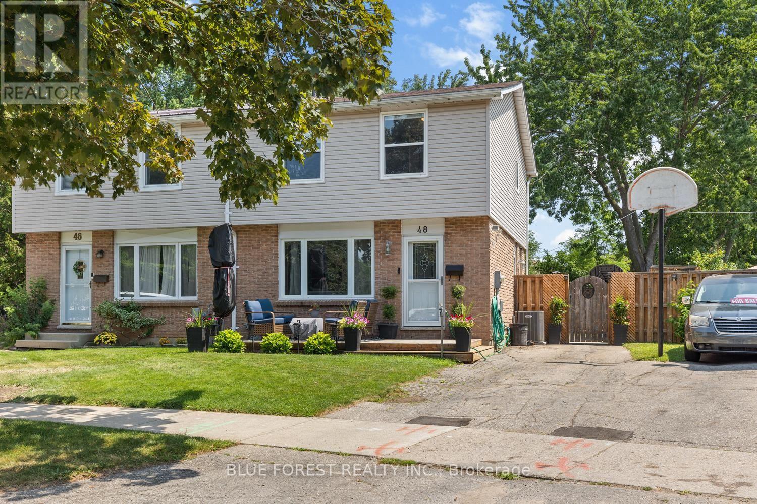 48 ROSAMOND CRESCENT, London South (South X)