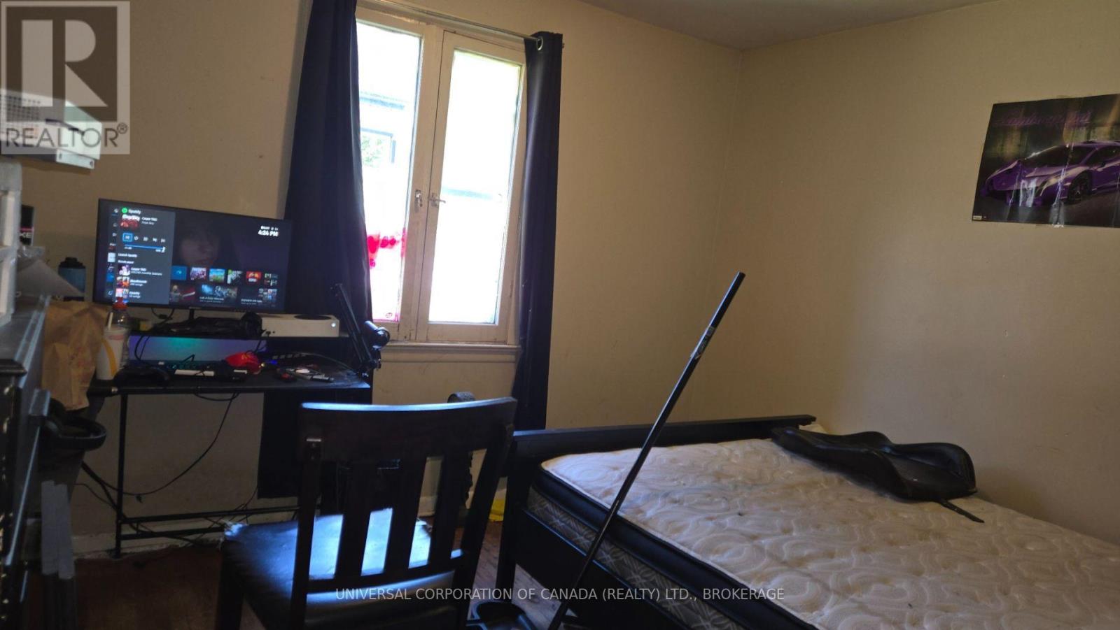 31 MYRTLE STREET, Aylmer
