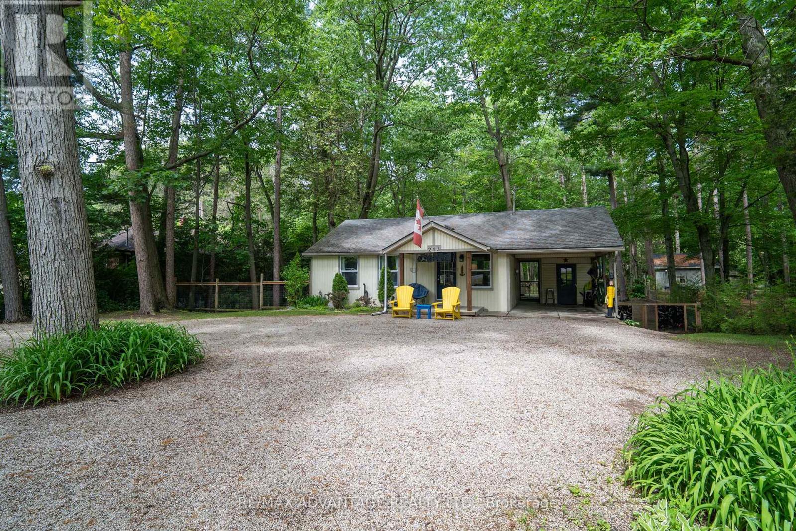 263 ONTARIO STREET S, Lambton Shores (Grand Bend)