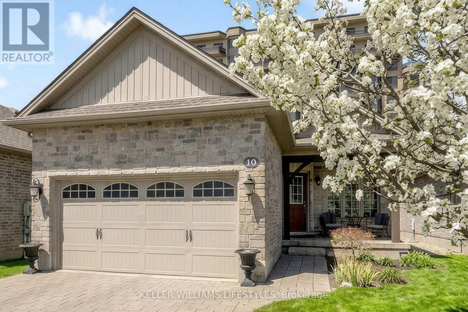 10 - 1144 CORONATION DRIVE, London North (North J)