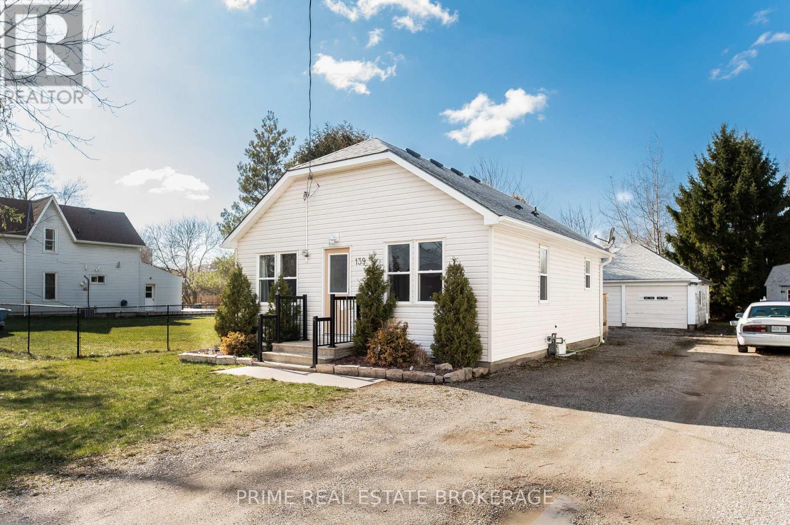 139 MAIN STREET, West Elgin (West Lorne)