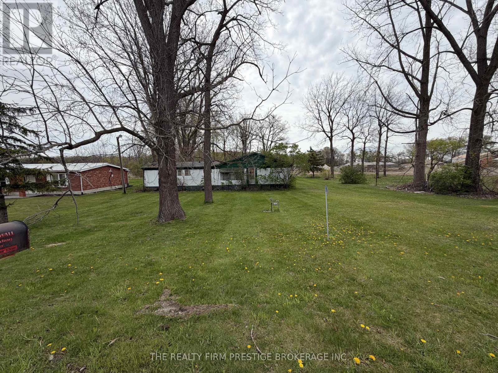24331 PIONEER LINE, West Elgin