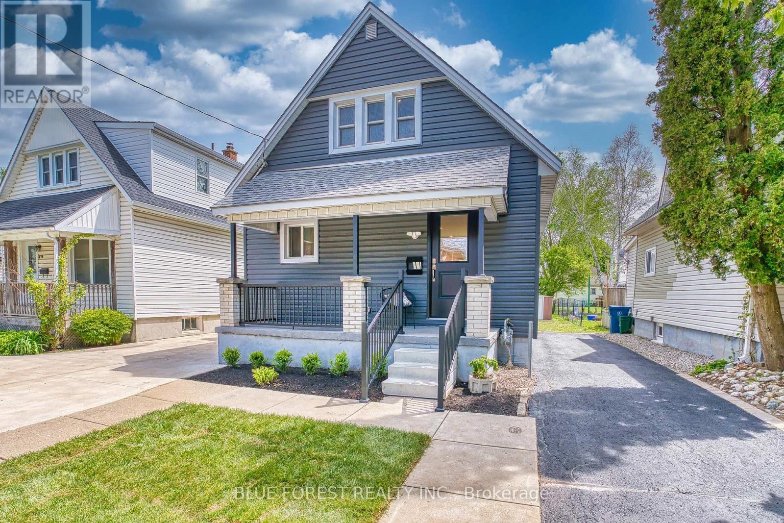 471 ALBERT STREET, Stratford