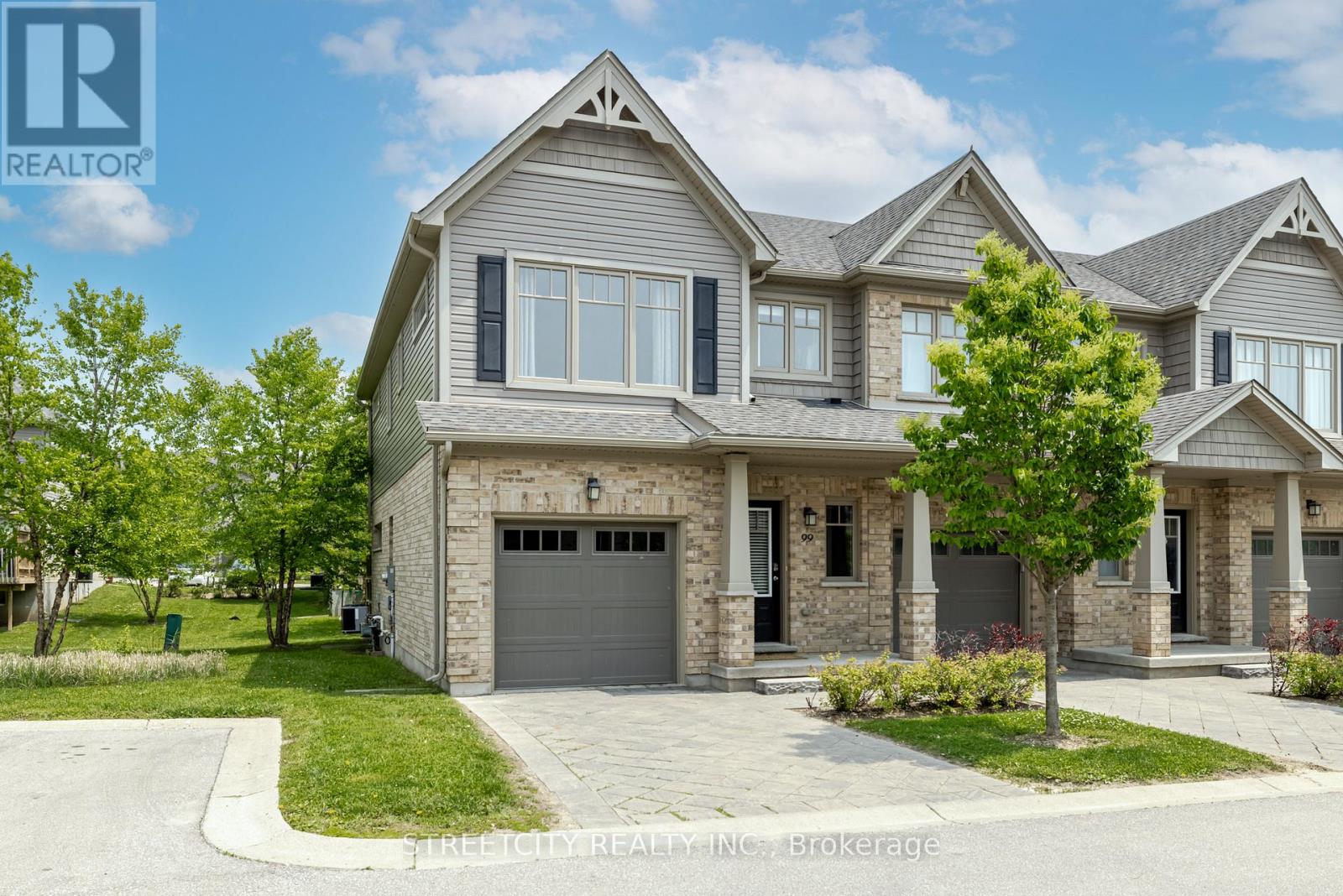 99 - 1924 CEDARHOLLOW BOULEVARD, London North (North D)