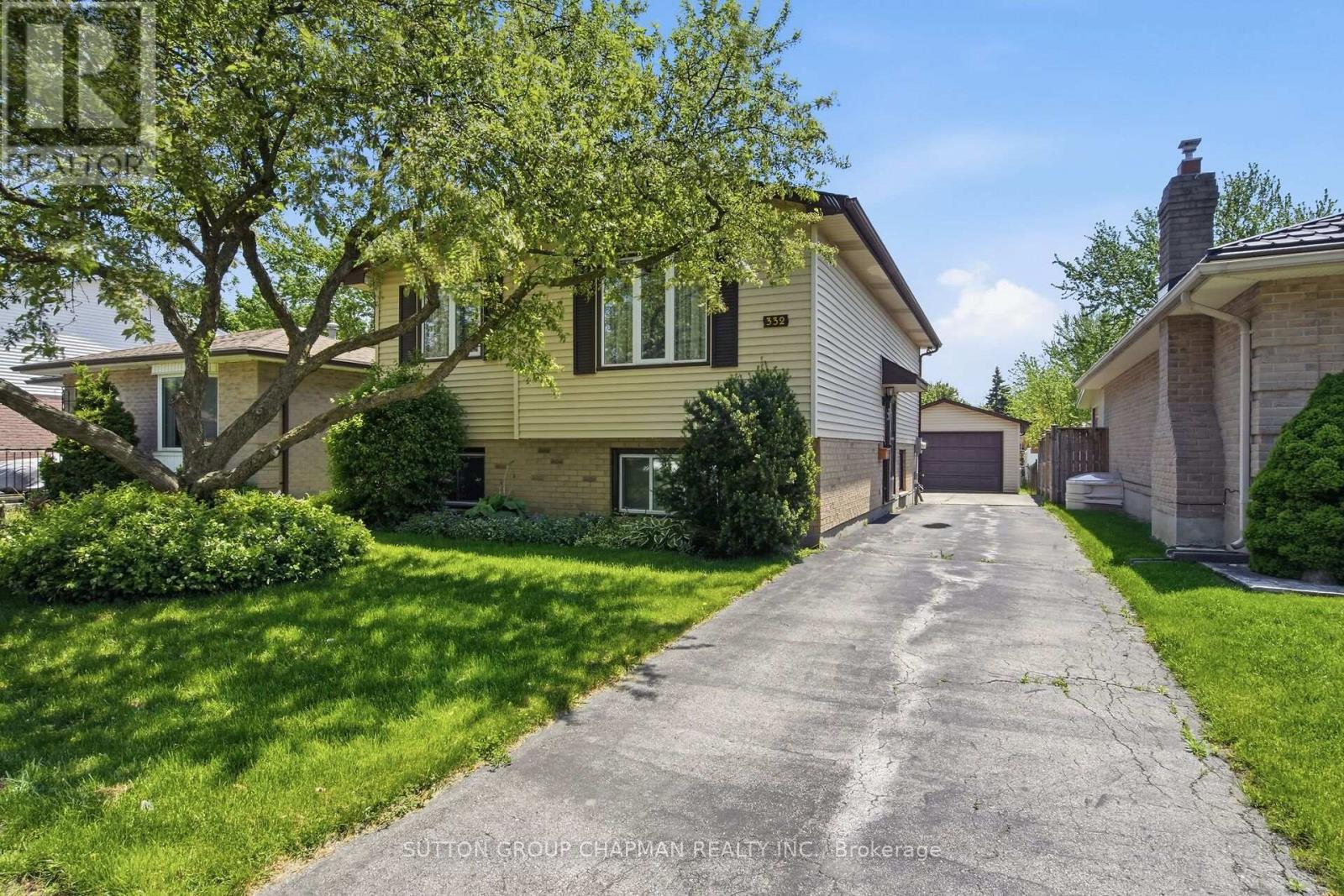 332 ARDSLEY CRESCENT, London North (North I)