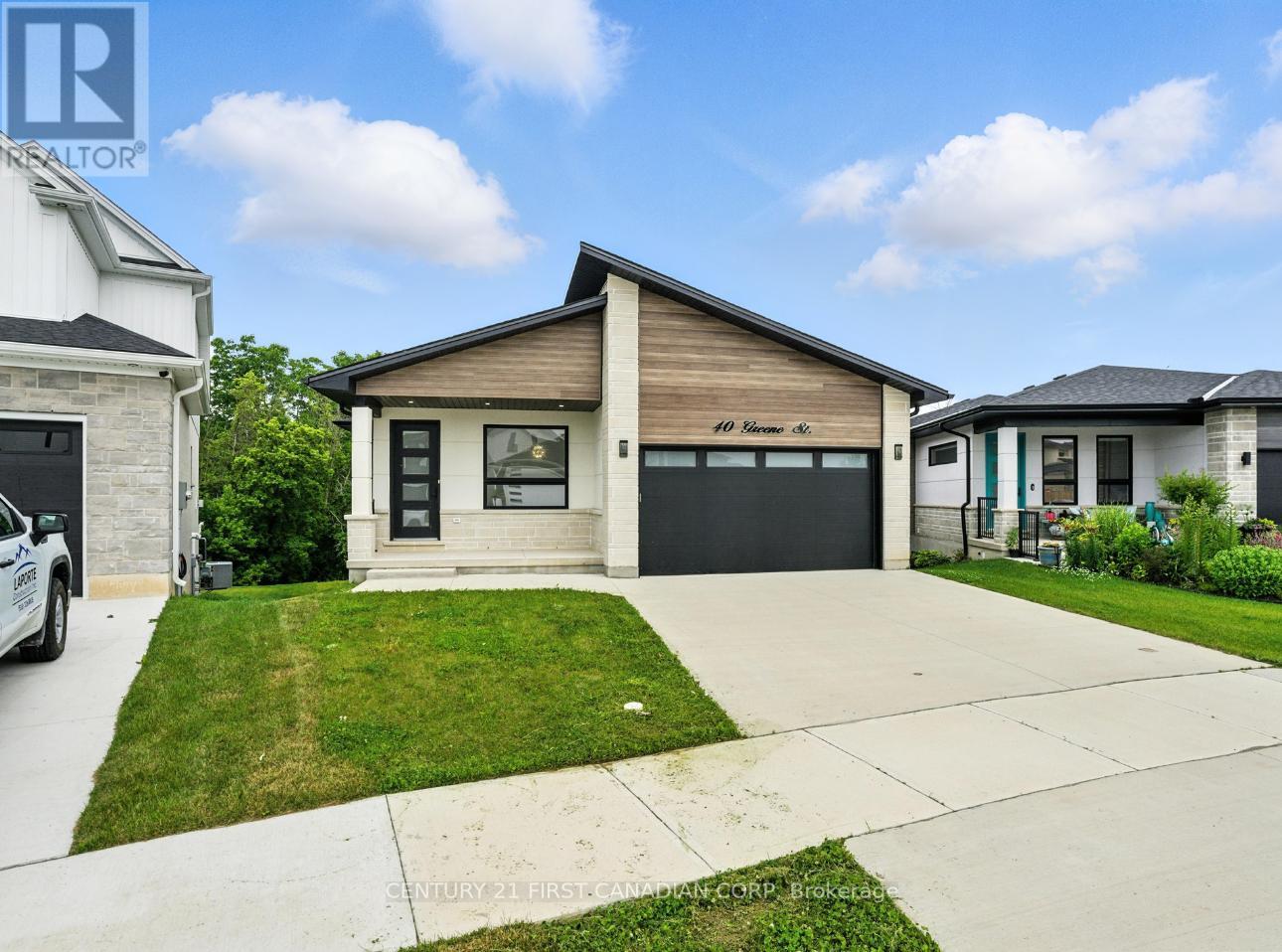 40 GREENE STREET, South Huron (Exeter)